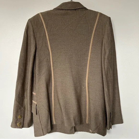 St. John Collection Blazer - Picture 2 of 9